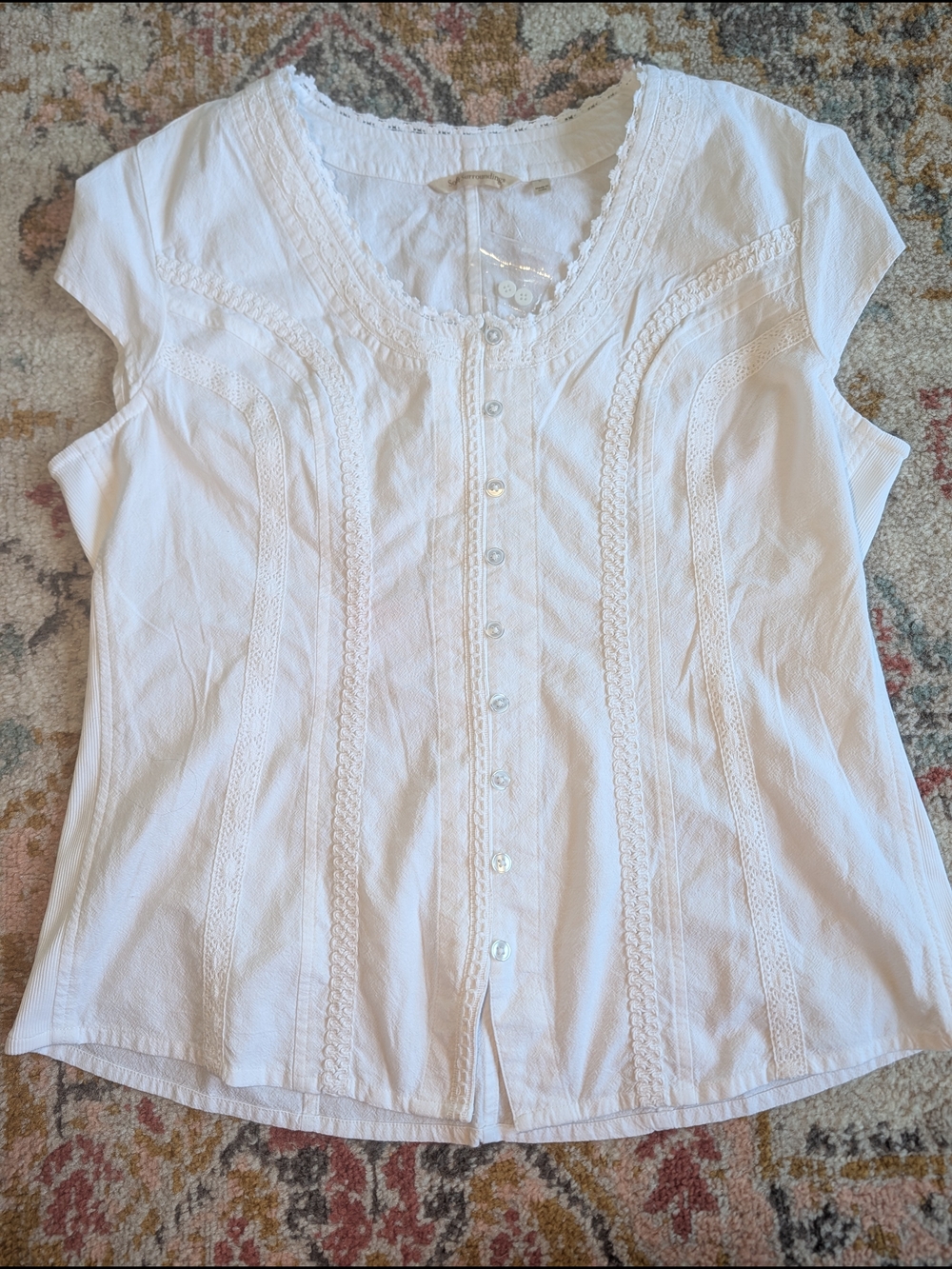 Soft Surroundings Women's L White Lace-Trim Button Front Short Sleeve Top